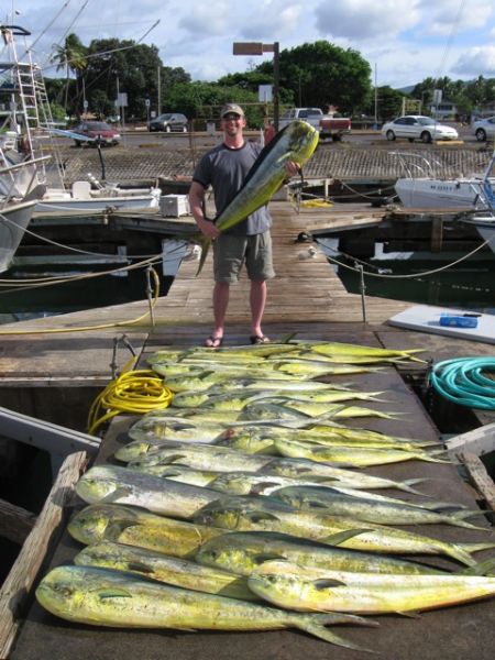 10-13-2011
Over 30 Mahi Mahi and home in time for dinner! Gedney is a one man fishing machine! 
