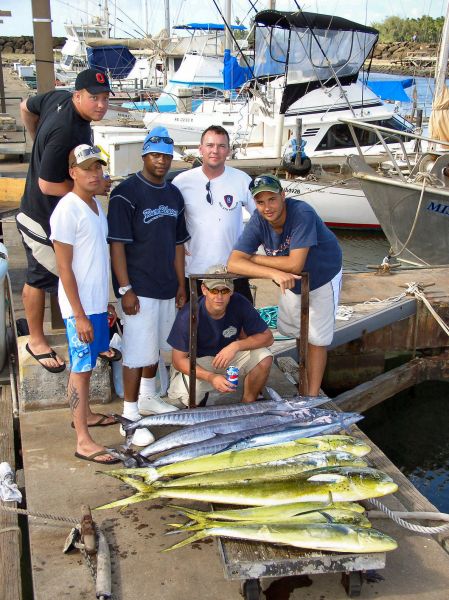 Foxy Lady 10-8-05
4 fat Ono's, 3 fatter Mahi Mahi and another 3 10-15 pounders for the grill. Nice job men.
