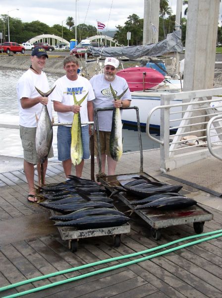 3-7-08
Tom, Ken and George got a bunch of black backed tuna and a few Mahi Mahi just to keep it interesting. 
