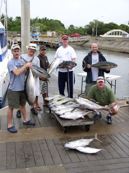 4-11-08
Jason, Keith, Robert, Neal, Ron and Robert did a number on the tuna fish. Nice work men.
