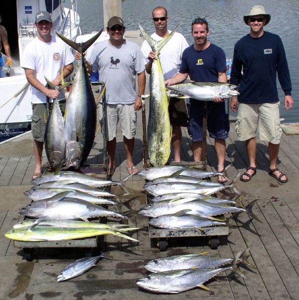 4-16-08
Scott, Chris, Mike, Jim and Tom got a taste of full speed Yellowfin Tuna fishing. Add another Ahi to the score card and a 40# Mahi Mahi too. These guys can fish!
