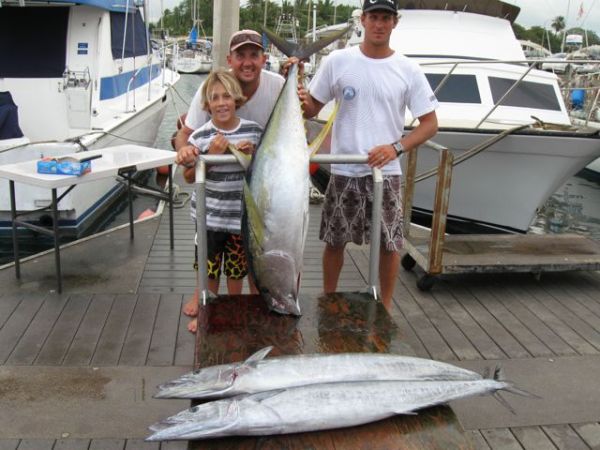 5-1-2010
AHI!! The Manning boys got a dandy and two fat Ono too!
