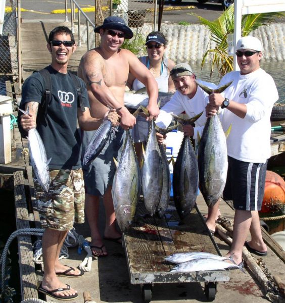 Foxy Lady 6-22-05
Beau, Chance, Shannon, Joel and Kaliko found 6 nice Yellowfin Tuna some Aku's and a big Blue Marlin. The Marlin decided not to come home with us- oh well can't catch 'em all.
Thanks for a fun day and the awesome musubi's.
