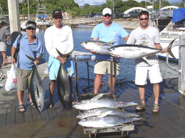 7-13-08
Tuna Fishing Hawaiian Style!!! Karl. Lionel, Cedric and Jim had a great day on the water!
