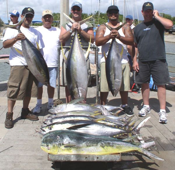 Foxy Lady 7-23-07
Scott, Raul, Jose, Steve and Brian with their load of Mahi Mahi and "almost" Ahi. The big fish of the day weighed 96 pounds. Just 4 pounds shy of the "real" Ahi mark. Real Ahi or not, that's still a big fat tuna!
