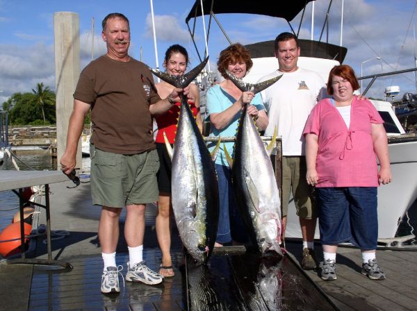 9-29-08
Nice fish! The Allers got lucky and landed two nice Yellowfin. All right!
