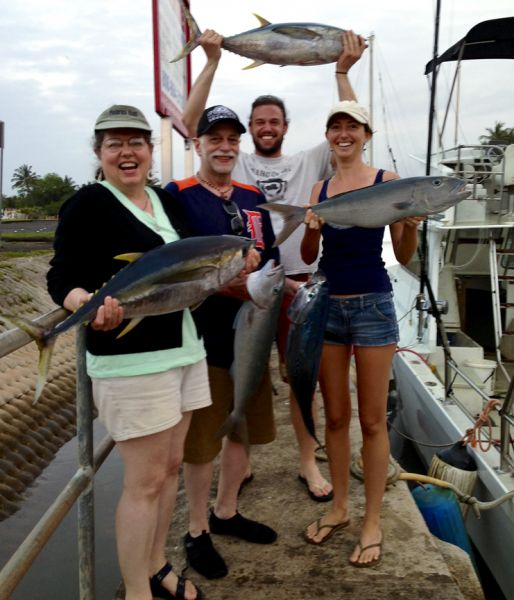3-10-2013
Keywords: snapper,tuna,yellowfin,hawaii,north shore,charter,boat,fishing,trip,fish,oahu,sportfishing,reef,trolling