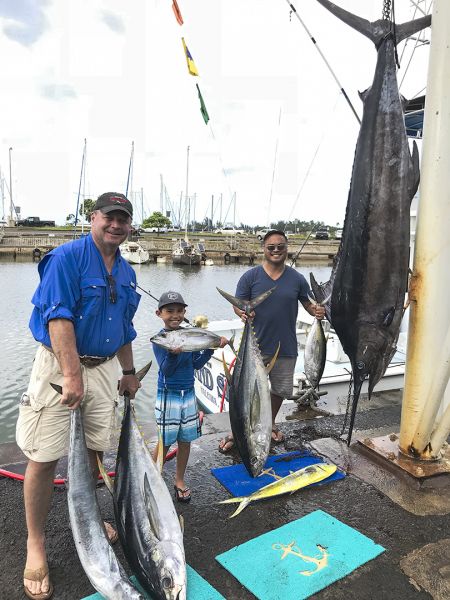 GS 11-23-2018
Keywords: CHUPU SPORT FISHING CHARTER HAWAII AHI YELLOW FIN TUNA BLUE MARLIN MAHI MAHI ONO WAHOO