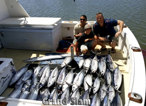6-25-15
Keywords: Ahi Yellow Fin Tuna Short Bill Marlin Sportfishing Charter chupu fishing hawaii